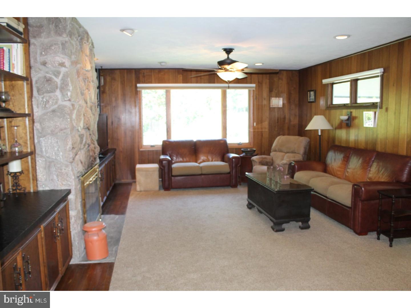 7 Brooktree Road Hightstown, NJ 08520 - Photo 4 of 25 Gallery Image 4