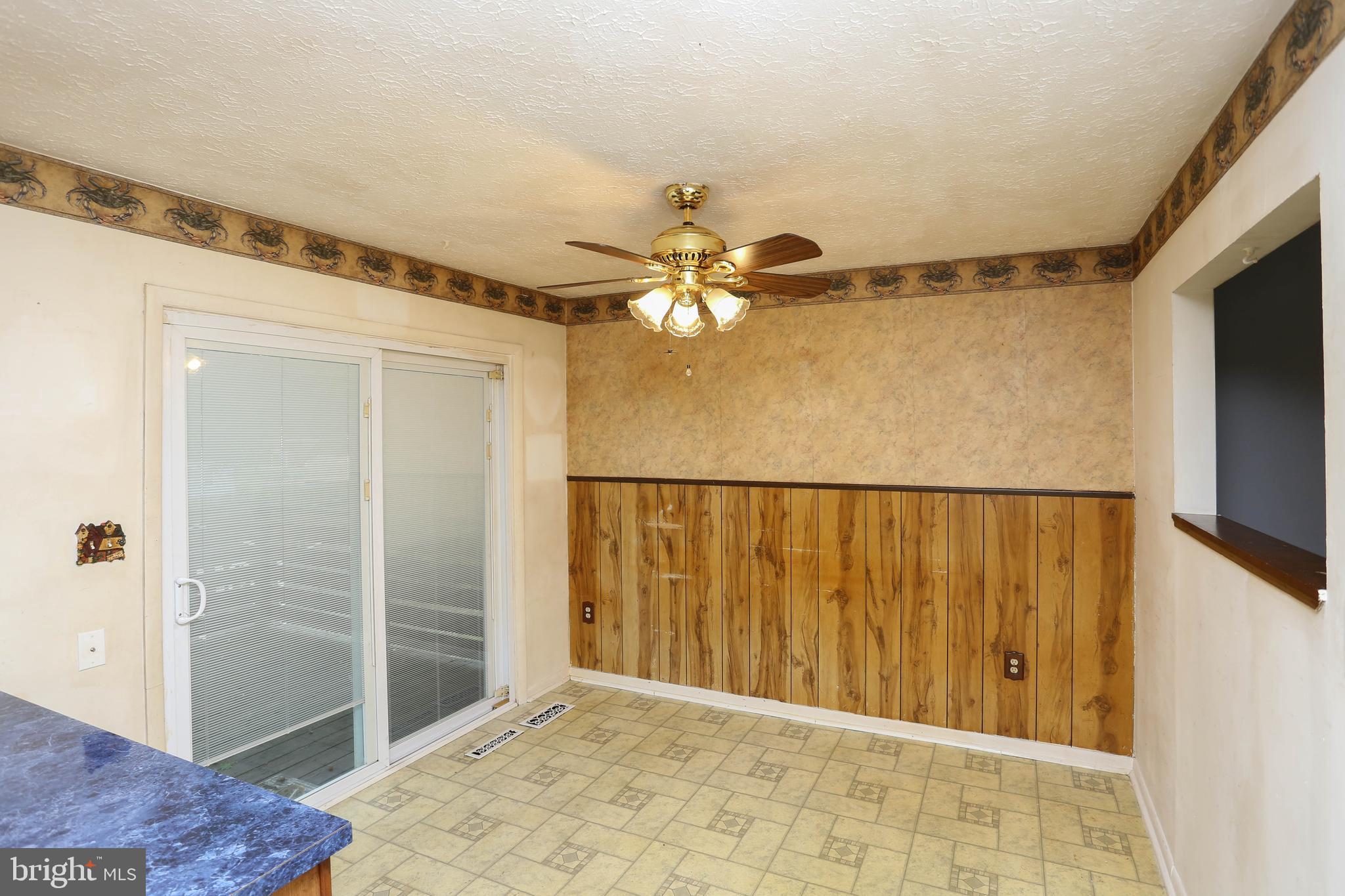 1920 Grant Road Baltimore, MD 21227 - Photo 15 of 34