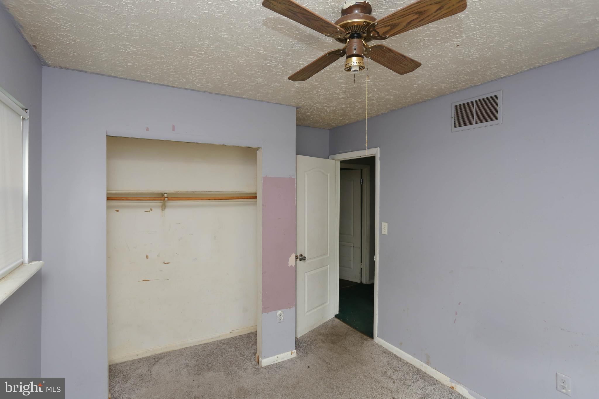 1920 Grant Road Baltimore, MD 21227 - Photo 18 of 34