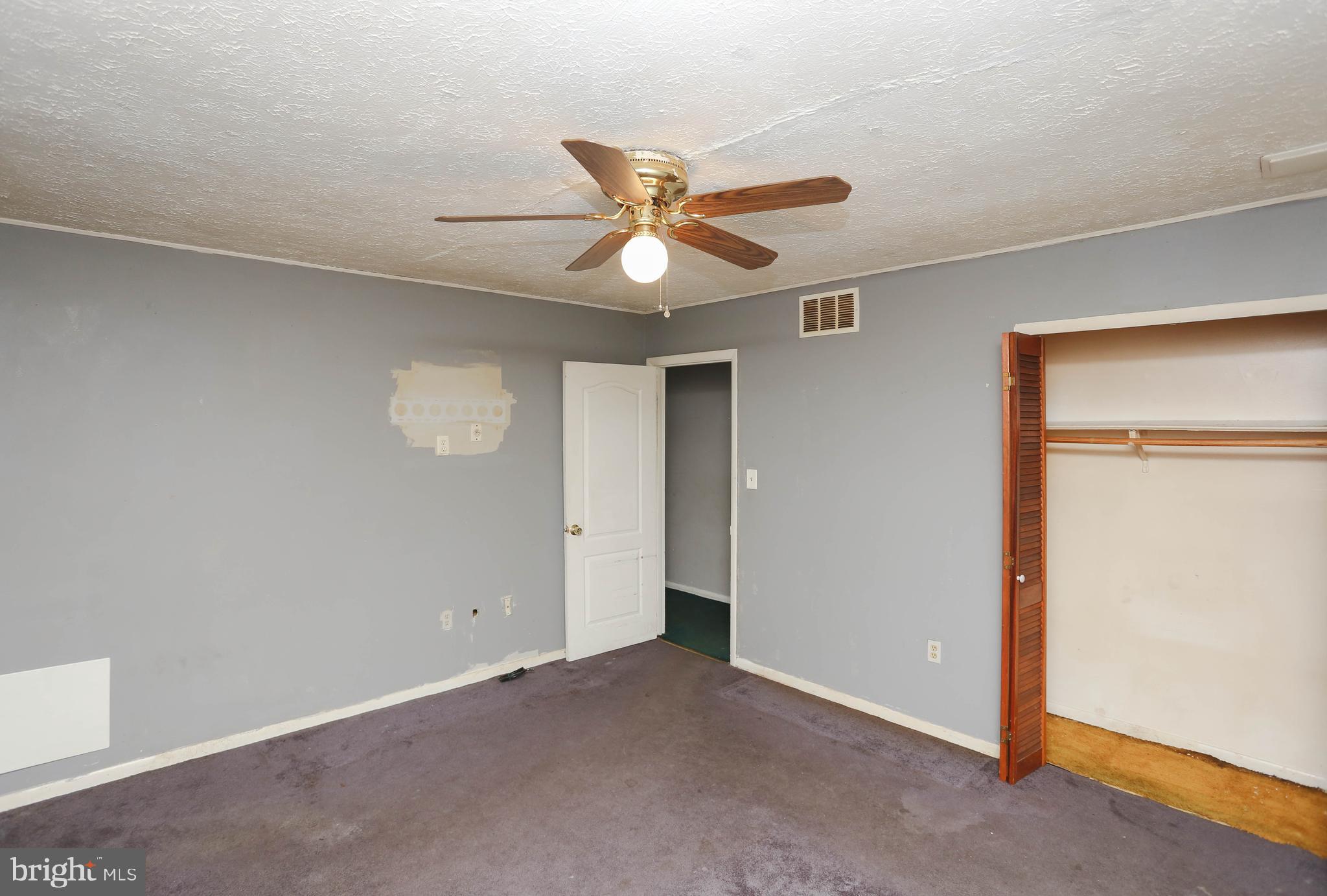 1920 Grant Road Baltimore, MD 21227 - Photo 22 of 34