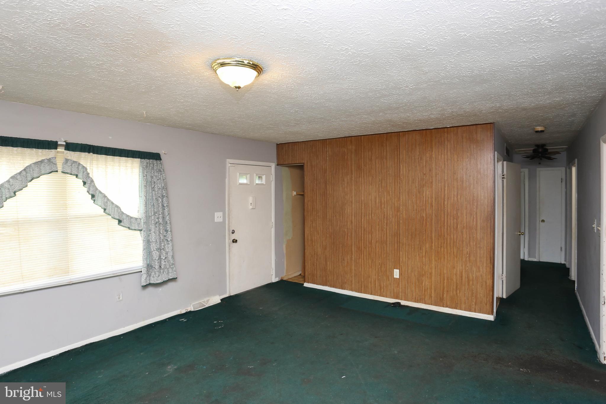 1920 Grant Road Baltimore, MD 21227 - Photo 25 of 34