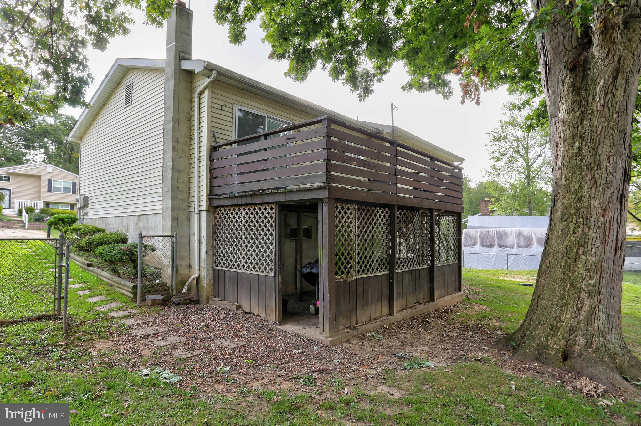 1920 Grant Road Baltimore, MD 21227 - Photo 4 of 34