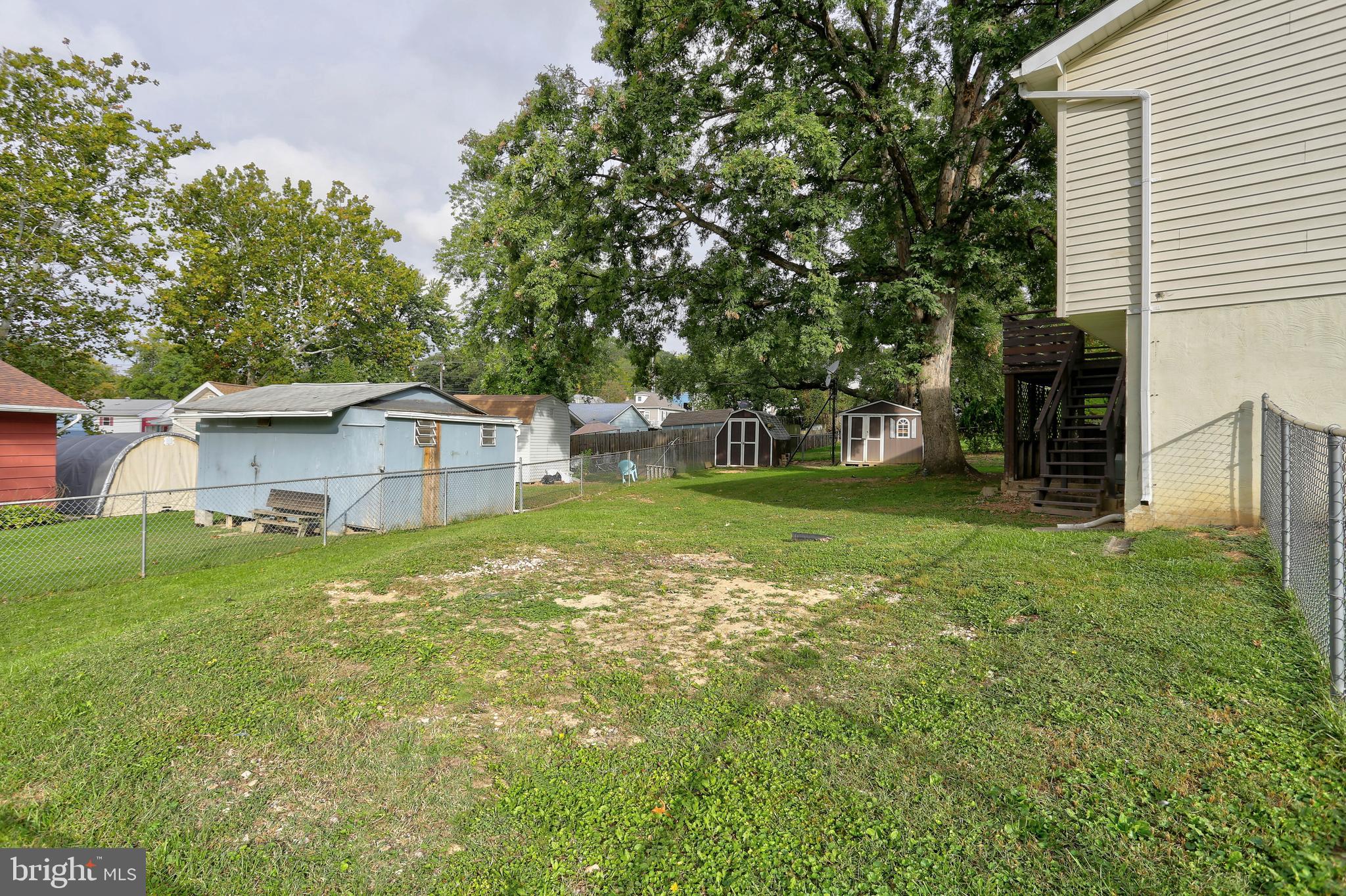 1920 Grant Road Baltimore, MD 21227 - Photo 8 of 34