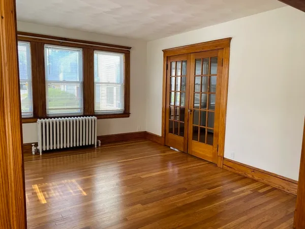 $2,600 | 37 Walnut Avenue, Unit 1, Norwood, MA 02062