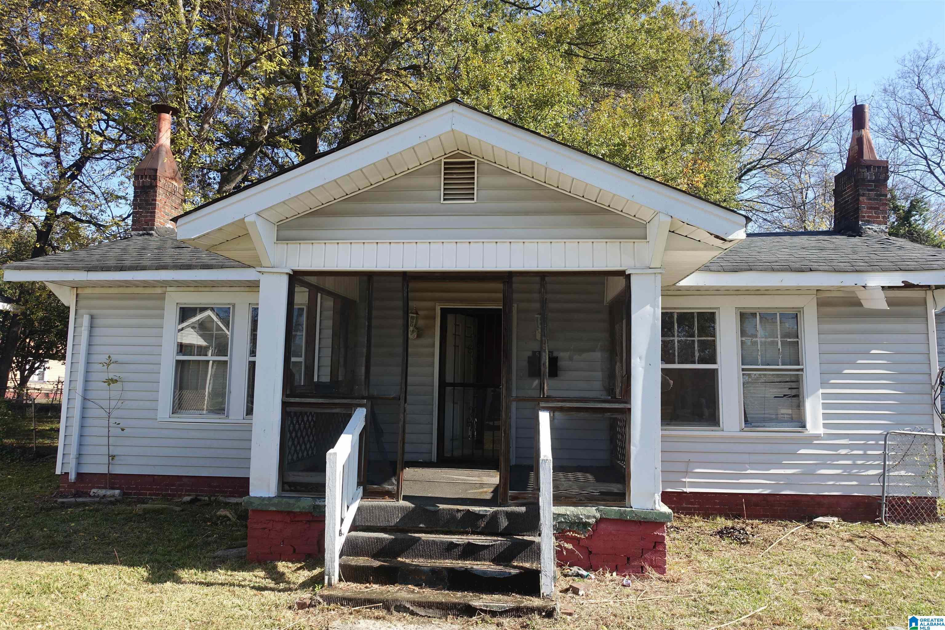 537 17th Street Southwest Birmingham, AL 35211 - Photo 1 of 14