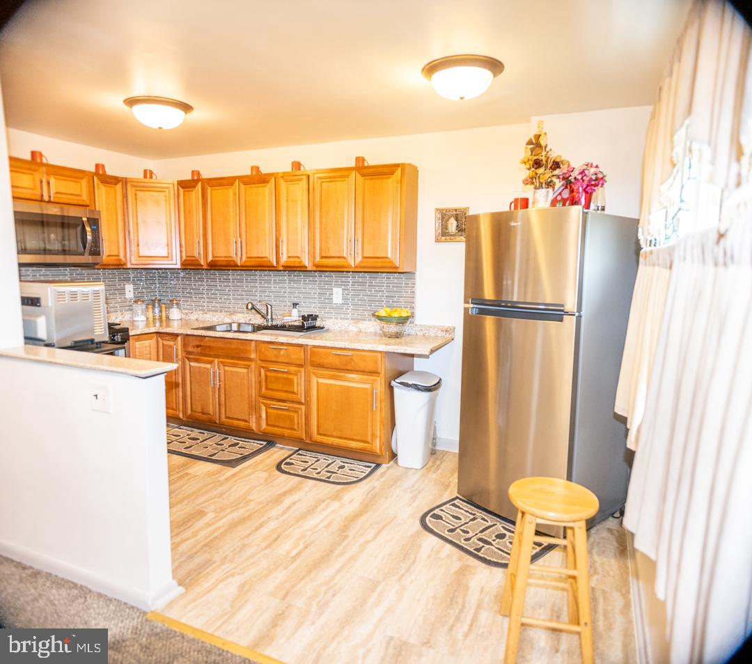 932 Ridge Avenue Darby, PA 19023 - Photo 5 of 18 Kitchen
