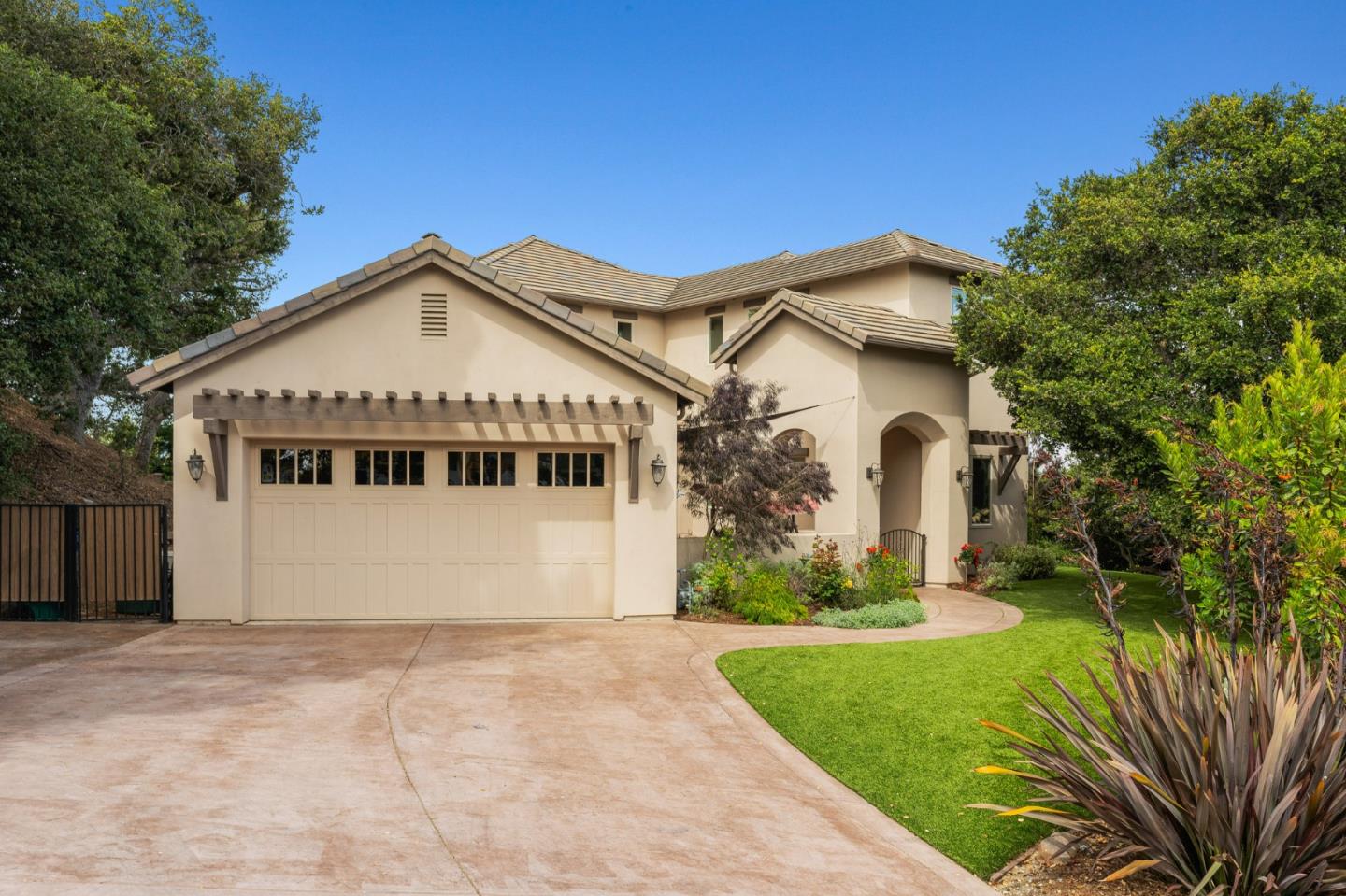 2111 Stone Ridge Drive Watsonville, CA 95076 - Photo 1 of 52 Gallery Image 1
