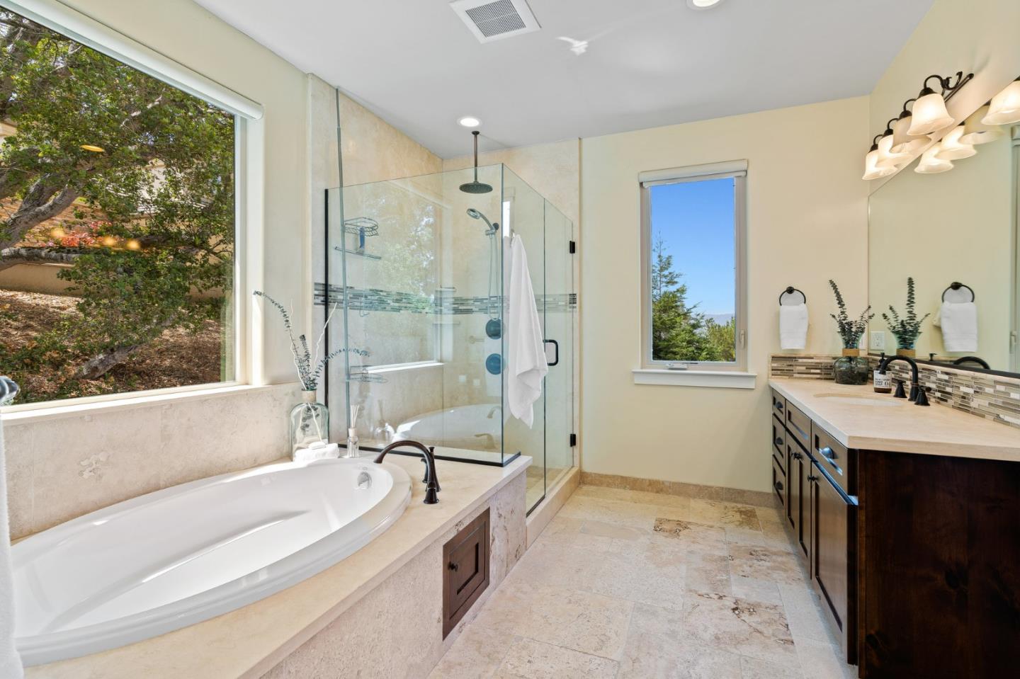 2111 Stone Ridge Drive Watsonville, CA 95076 - Photo 38 of 52 Gallery Image 38