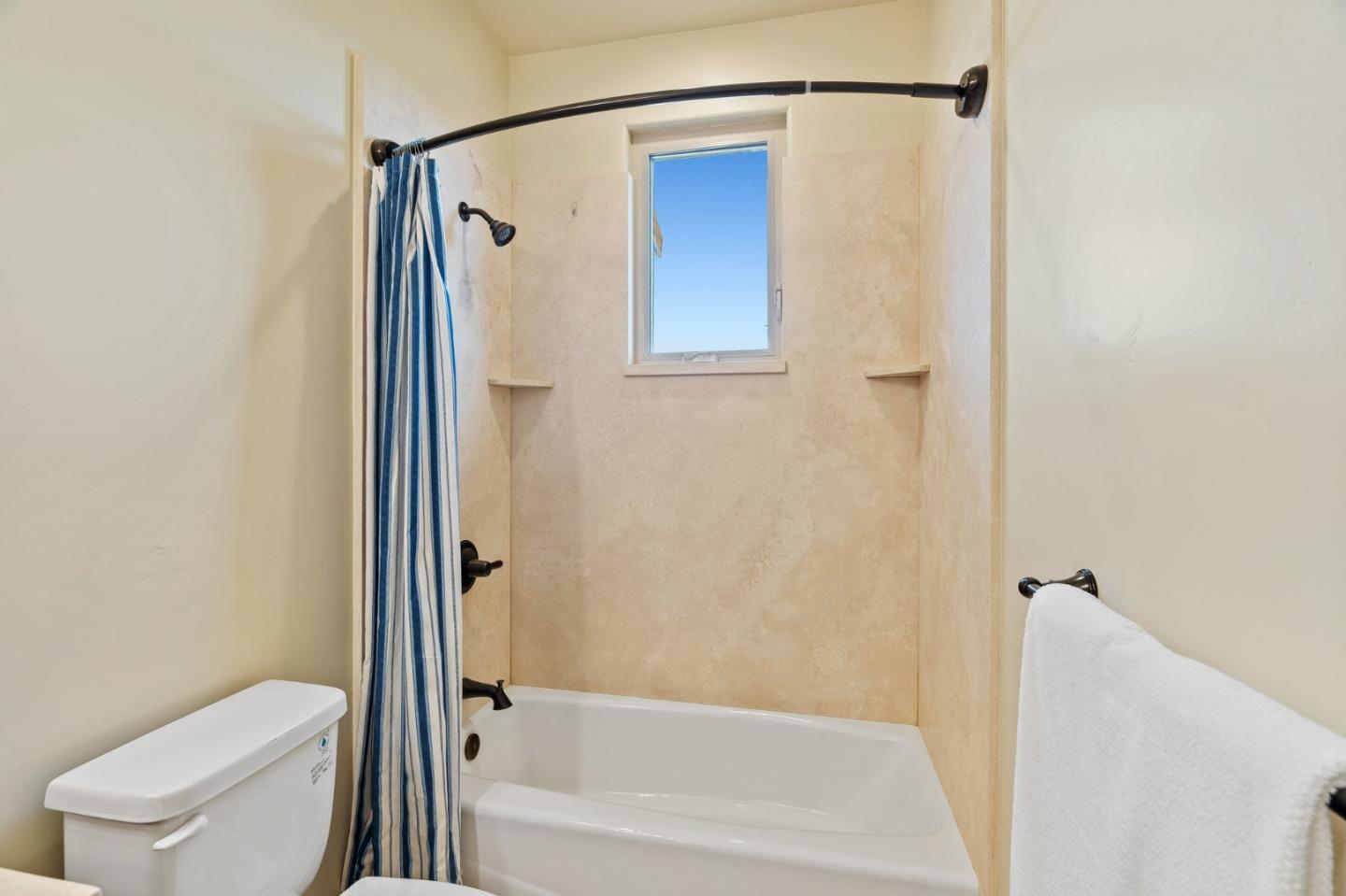 2111 Stone Ridge Drive Watsonville, CA 95076 - Photo 44 of 52 Gallery Image 44