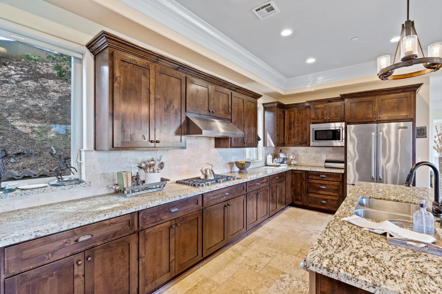 2111 Stone Ridge Drive Watsonville, CA 95076 - Photo 8 of 52 Gallery Image 8