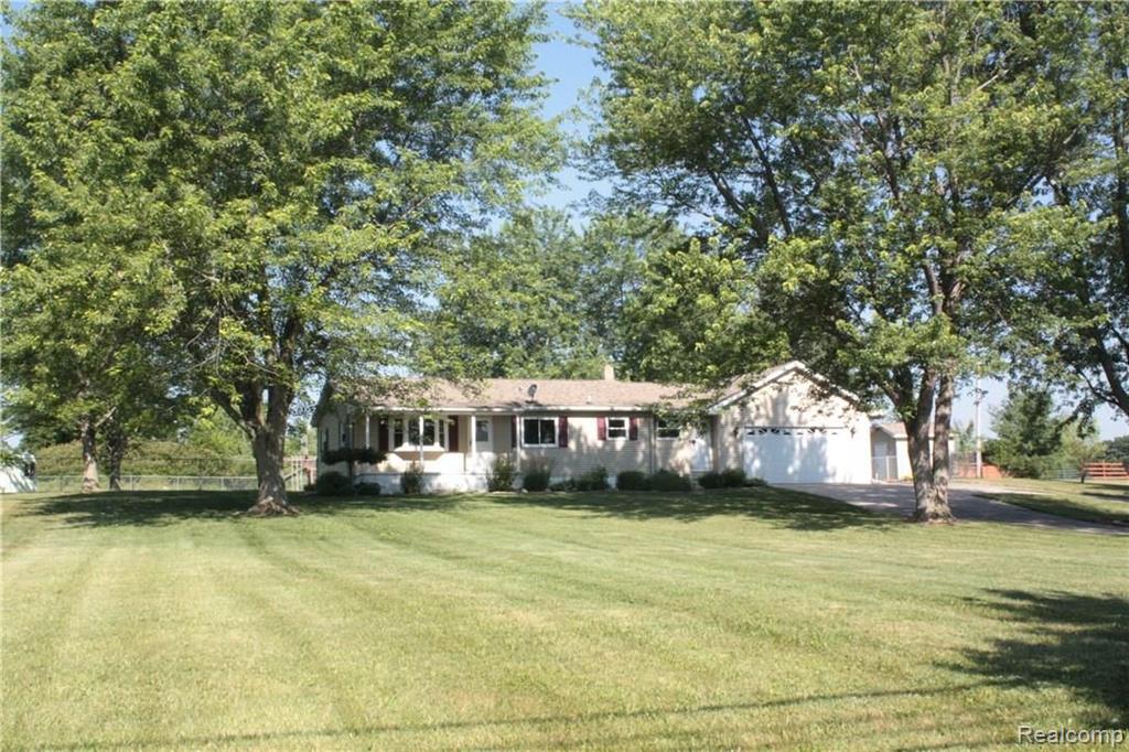 8293 North State Road Otisville, MI 48463 - Photo 5 of 30