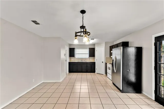 $2,095 | 4416 Thunderbird Avenue, McAllen, TX 78504