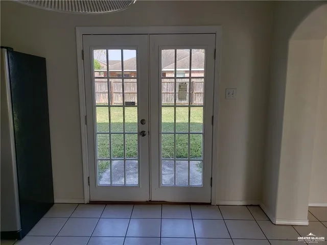 $2,195 | 4416 Thunderbird Avenue, McAllen, TX 78504