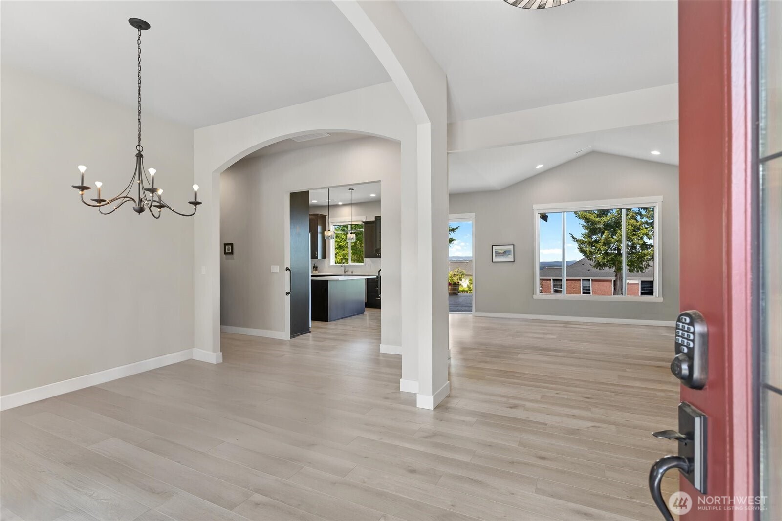 20434 Benson Ridge Mount Vernon, WA 98274 - Photo 6 of 31 Gallery Image 6