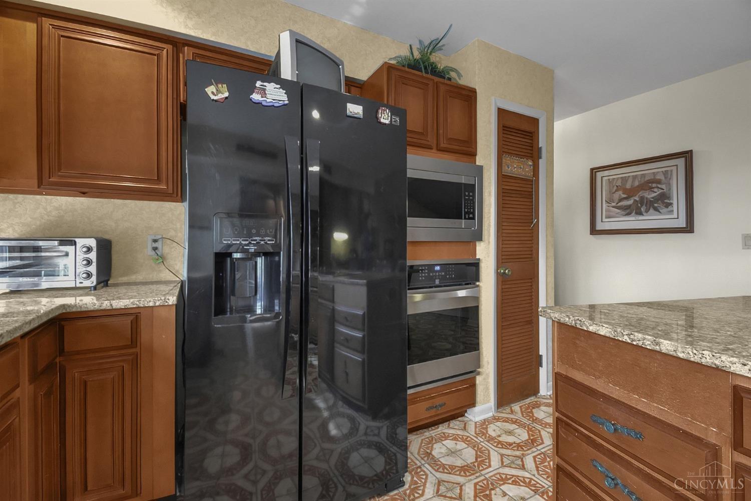 9405 Brehm Road Cincinnati, OH 45252 - Photo 15 of 36 Gallery Image 15