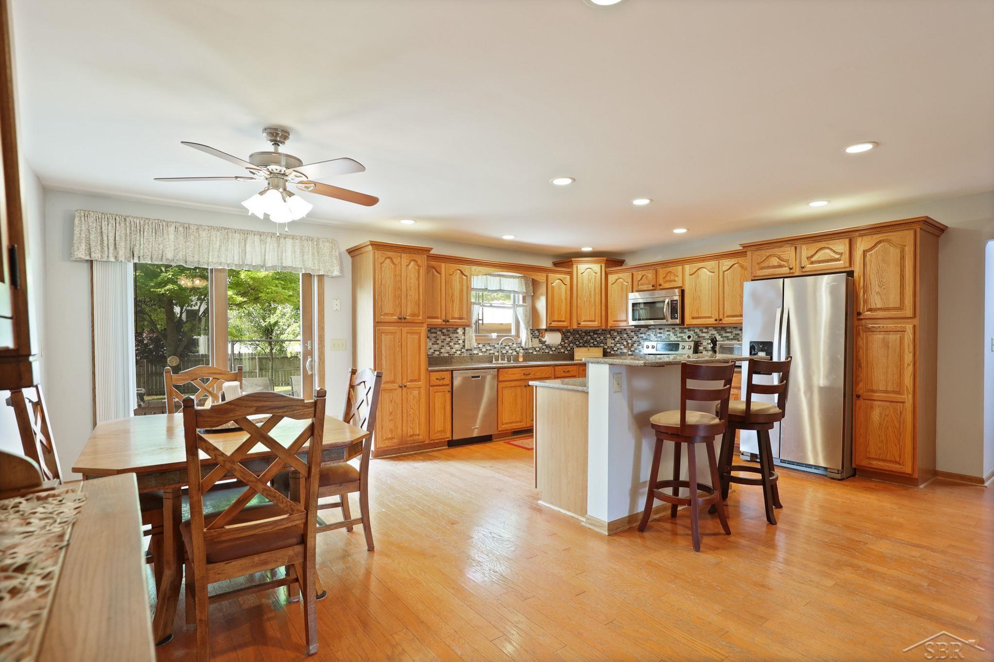 6825 McCarty Road Saginaw, MI 48603 - Photo 8 of 33 50178389-56bb6352-73f5-472c-9cb2-8a62b5a7f14b.JPG