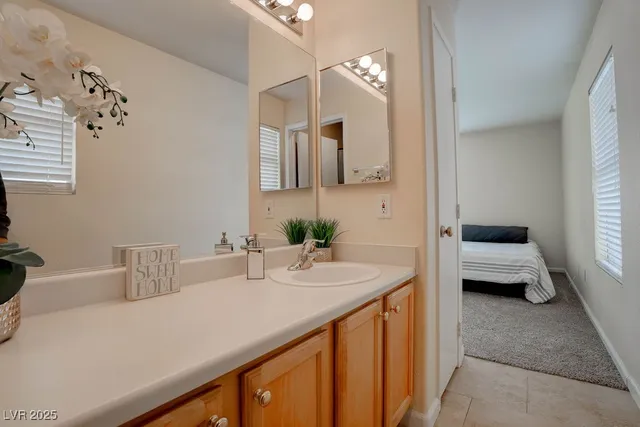 $340,000 | 7925 North Willow Pines Place, Las Vegas, NV 89143