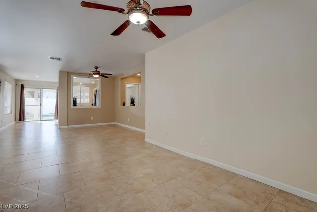 $340,000 | 7925 North Willow Pines Place, Las Vegas, NV 89143