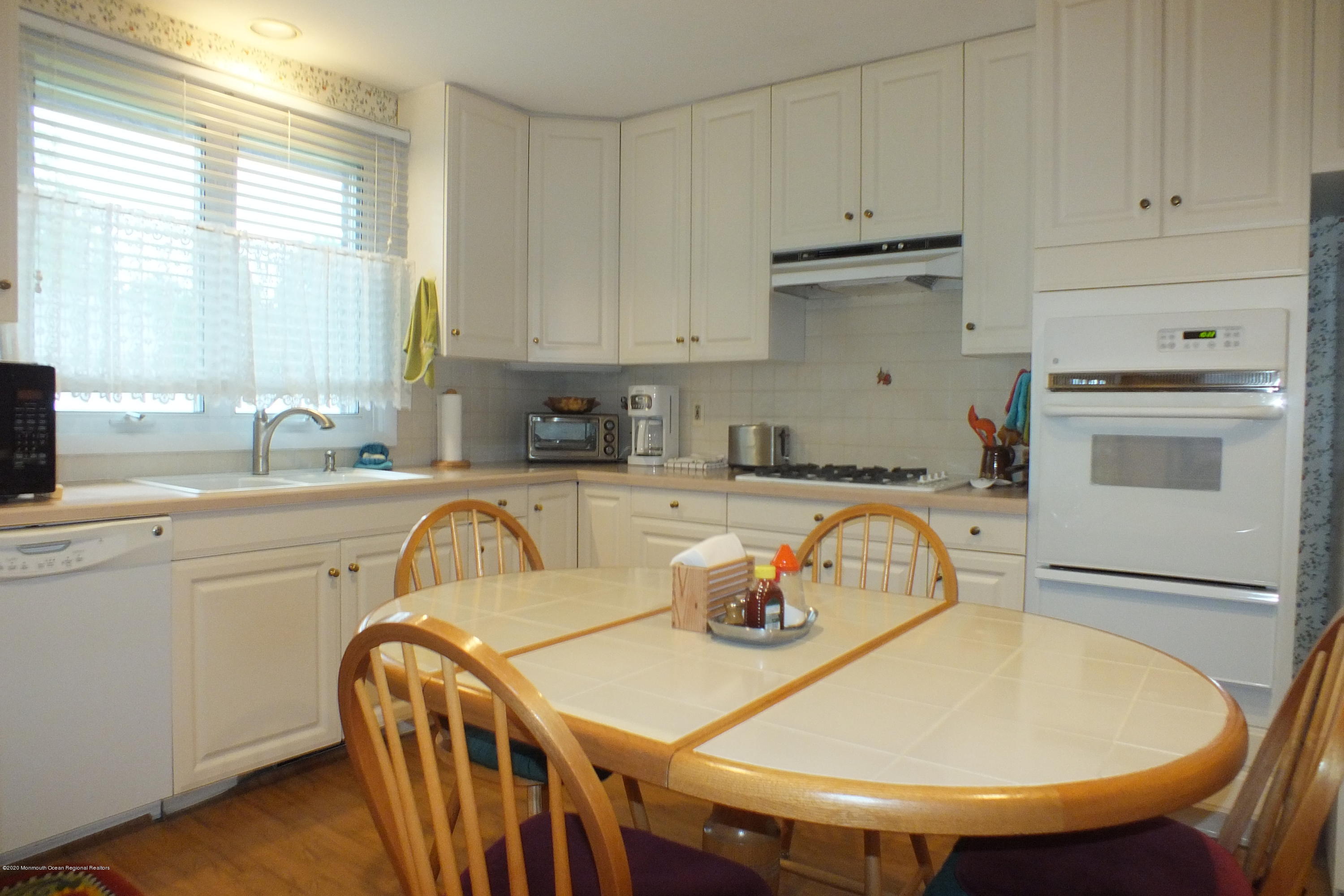 1214 Minnesink Road Manasquan, NJ 08736 - Photo 3 of 20 Eat In Kitchen