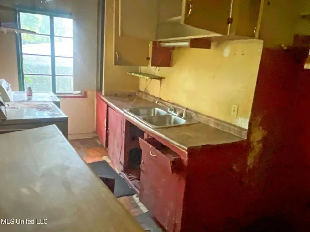 $8,500 | 3715 19th Court, Meridian, MS 39307