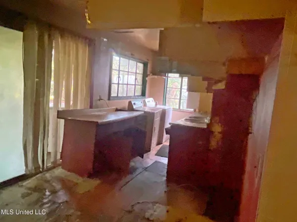 $8,500 | 3715 19th Court, Meridian, MS 39307