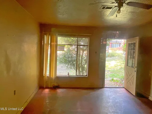 $8,500 | 3715 19th Court, Meridian, MS 39307