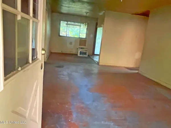 $8,500 | 3715 19th Court, Meridian, MS 39307