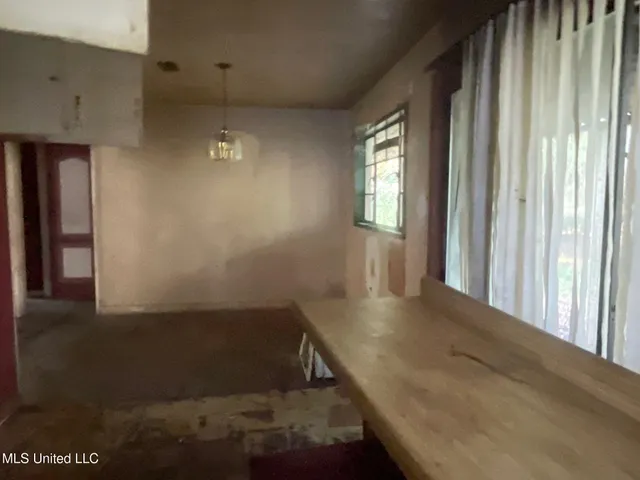 $8,500 | 3715 19th Court, Meridian, MS 39307