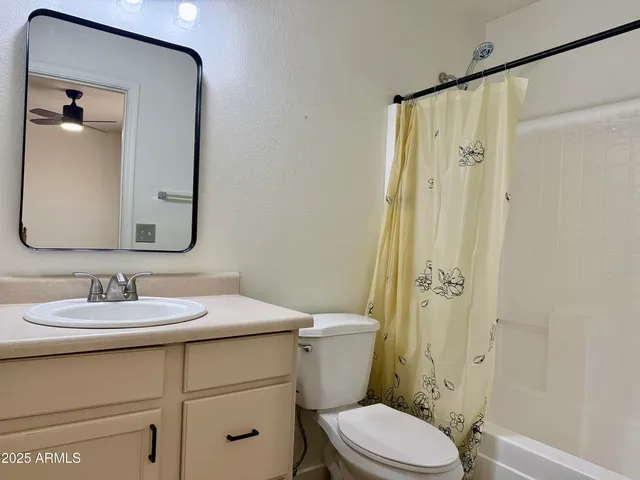 $1,995 | 2358 East Peach Tree Drive, Chandler, AZ 85249