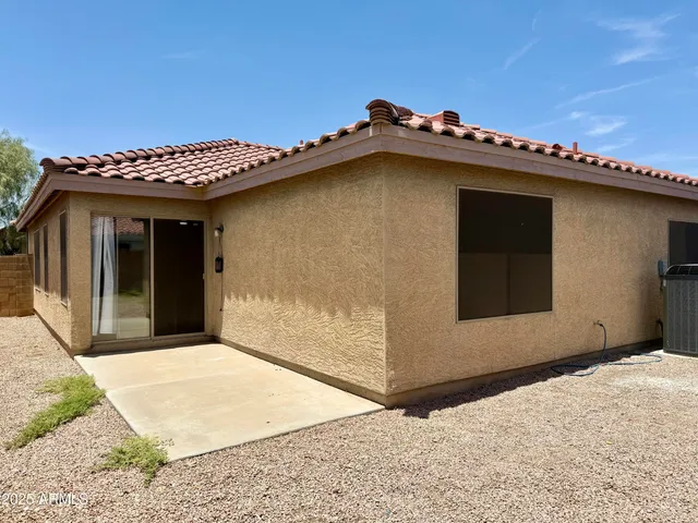 $1,995 | 2358 East Peach Tree Drive, Chandler, AZ 85249