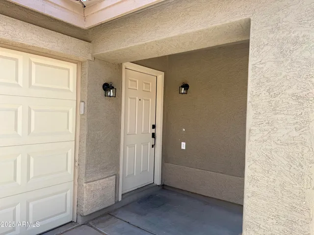 $1,995 | 2358 East Peach Tree Drive, Chandler, AZ 85249