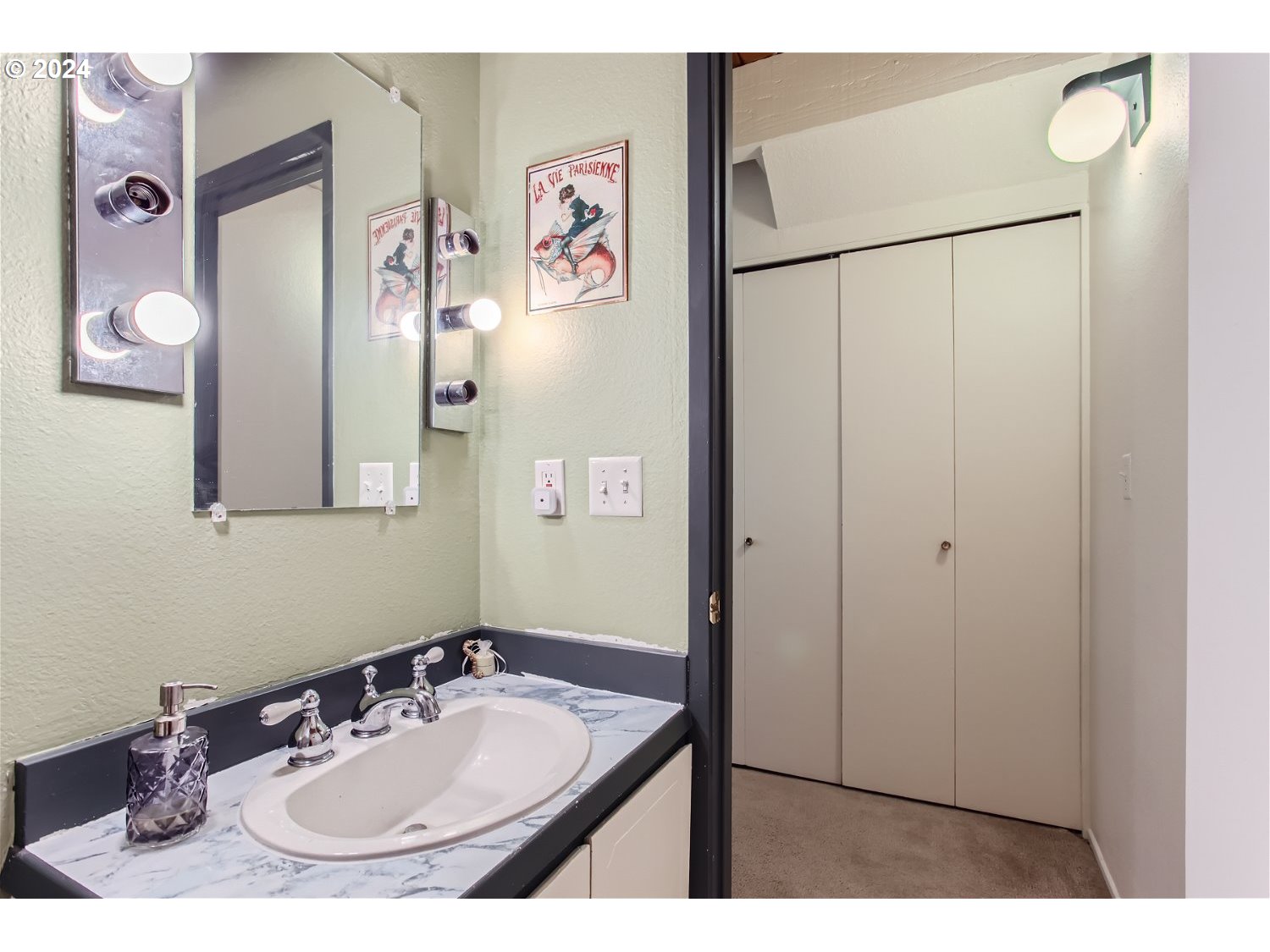 5335 Northwest Innisbrook Place Portland, OR 97229 - Photo 15 of 34 Gallery Image 15