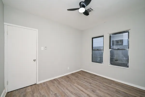 $2,550 | 1507 Laird Street, Houston, TX 77008