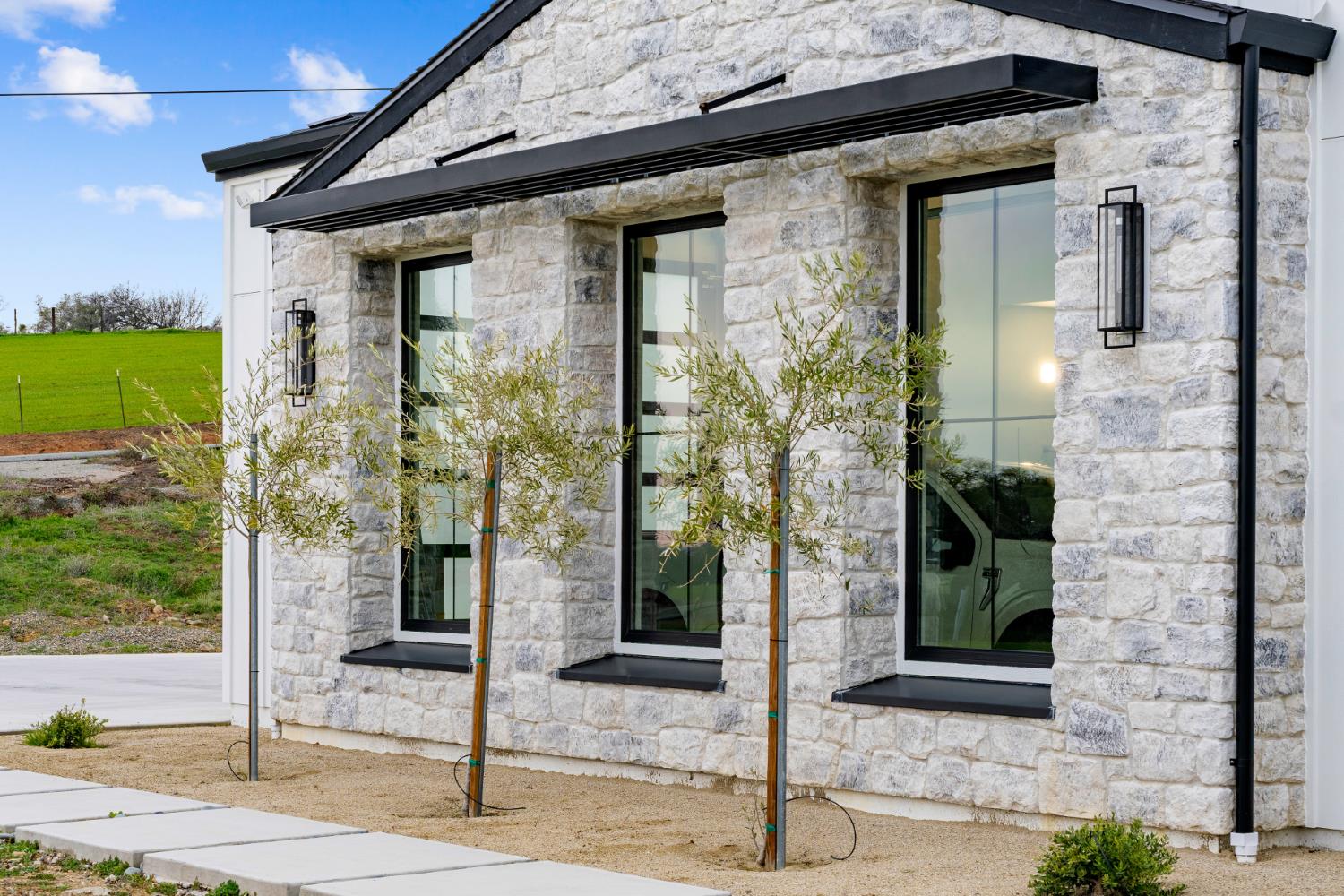 5035 Broken Bow Lane Rescue, CA 95672 - Photo 13 of 97