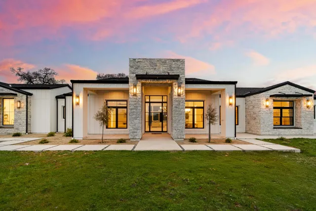 $2,300,000 | 5035 Broken Bow Lane, Rescue, CA 95672