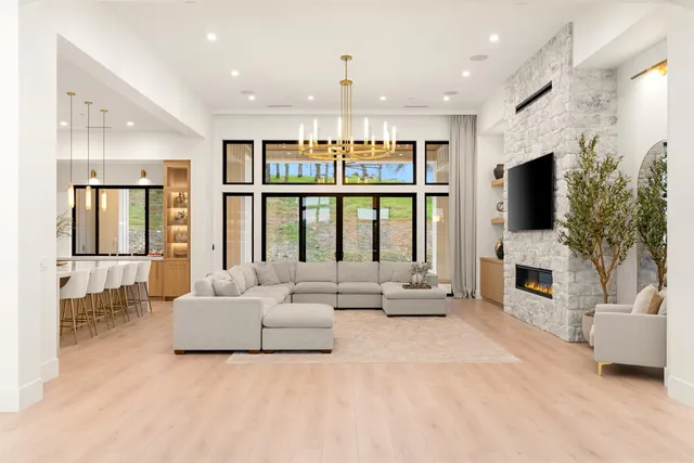 $2,300,000 | 5035 Broken Bow Lane, Rescue, CA 95672