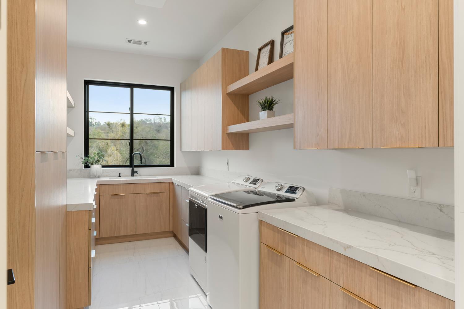 5035 Broken Bow Lane Rescue, CA 95672 - Photo 48 of 97