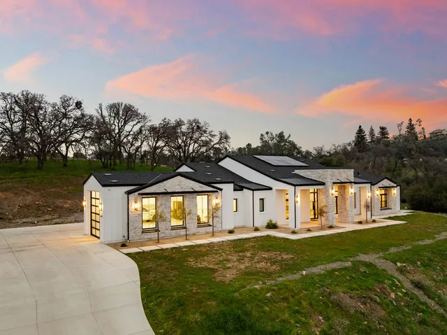 $2,300,000 | 5035 Broken Bow Lane, Rescue, CA 95672