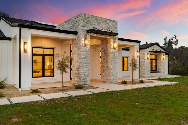 $2,300,000 | 5035 Broken Bow Lane, Rescue, CA 95672