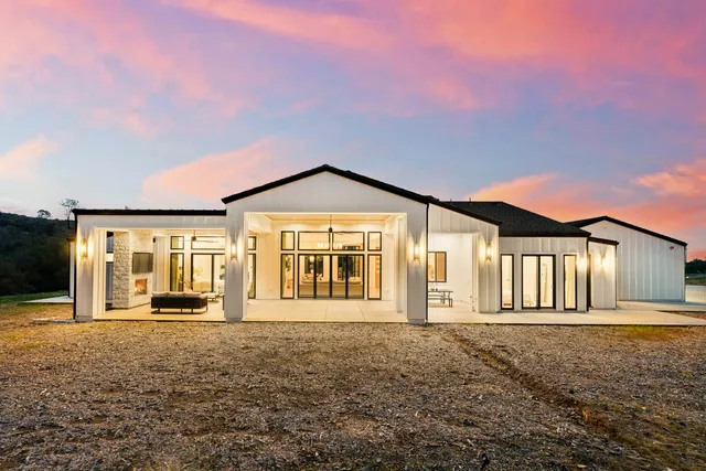 $2,300,000 | 5035 Broken Bow Lane, Rescue, CA 95672