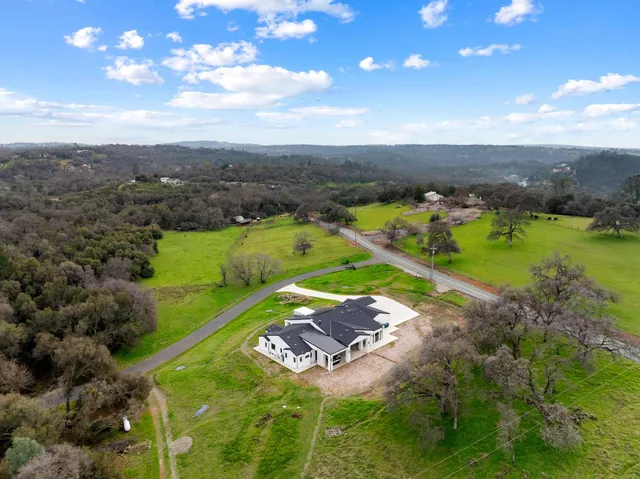 $2,300,000 | 5035 Broken Bow Lane, Rescue, CA 95672