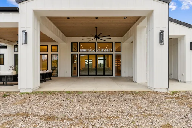 $2,300,000 | 5035 Broken Bow Lane, Rescue, CA 95672