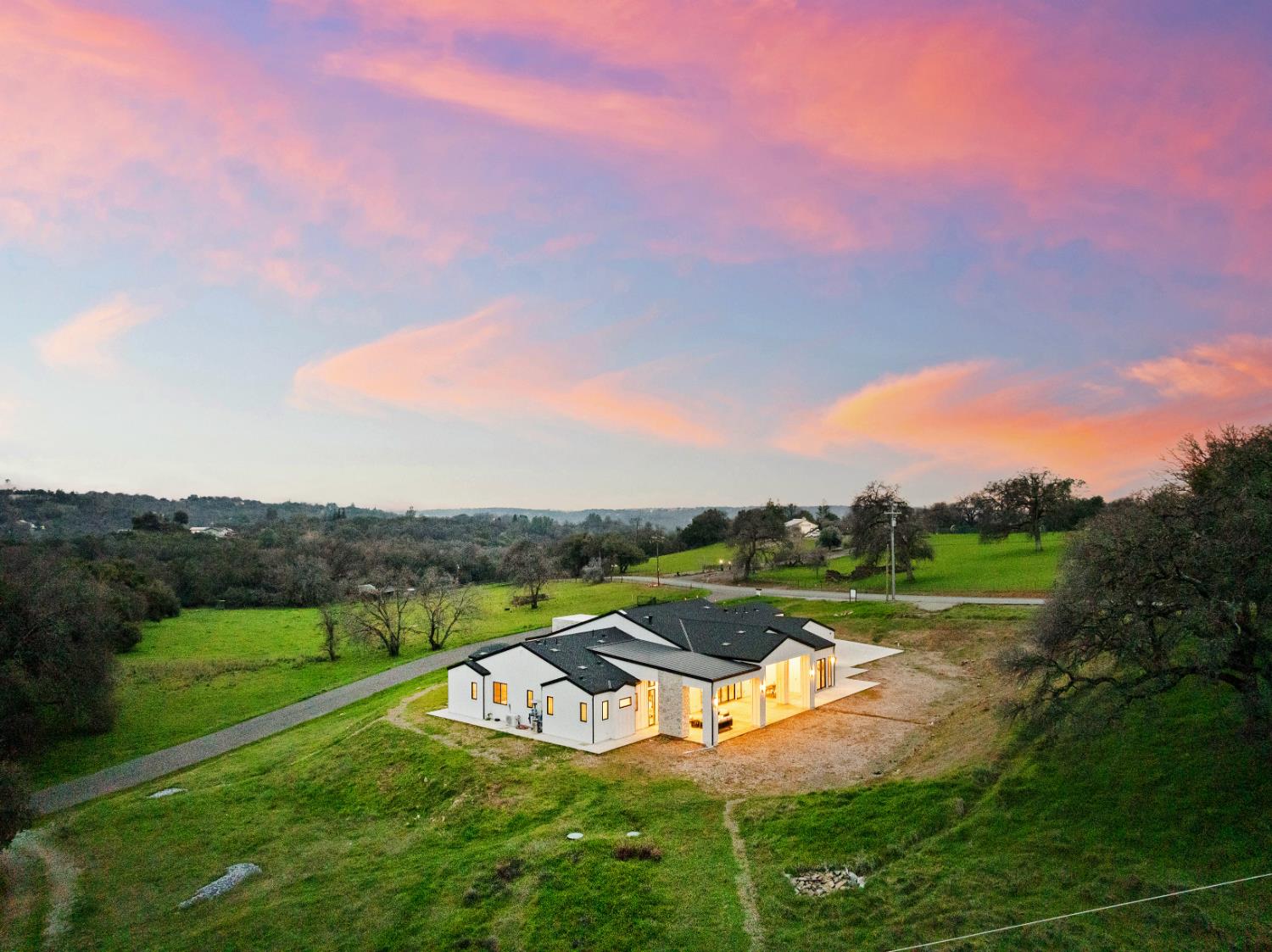 5035 Broken Bow Lane Rescue, CA 95672 - Photo 92 of 97