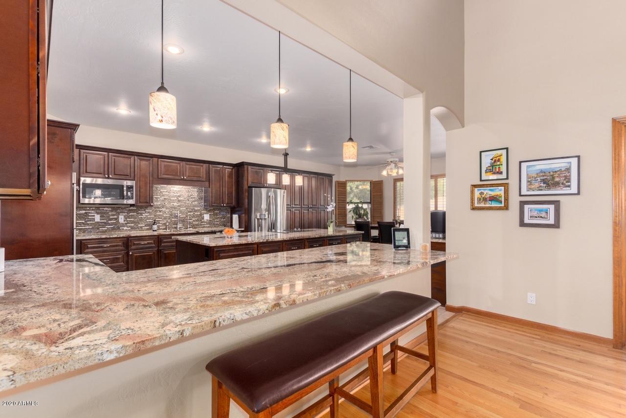 21203 South Lindsay Road Gilbert, AZ 85298 - Photo 14 of 64 Remodeled kitchen 2