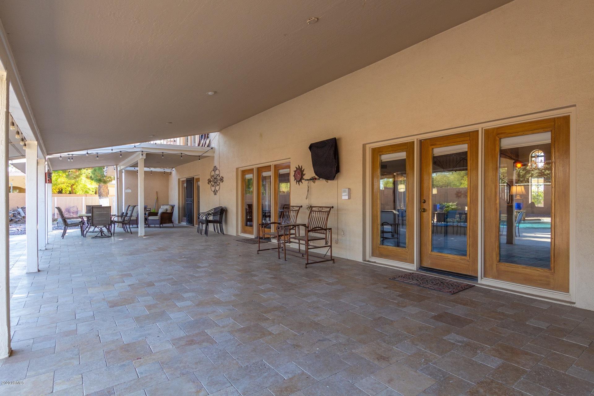 21203 South Lindsay Road Gilbert, AZ 85298 - Photo 38 of 64 Huge patio