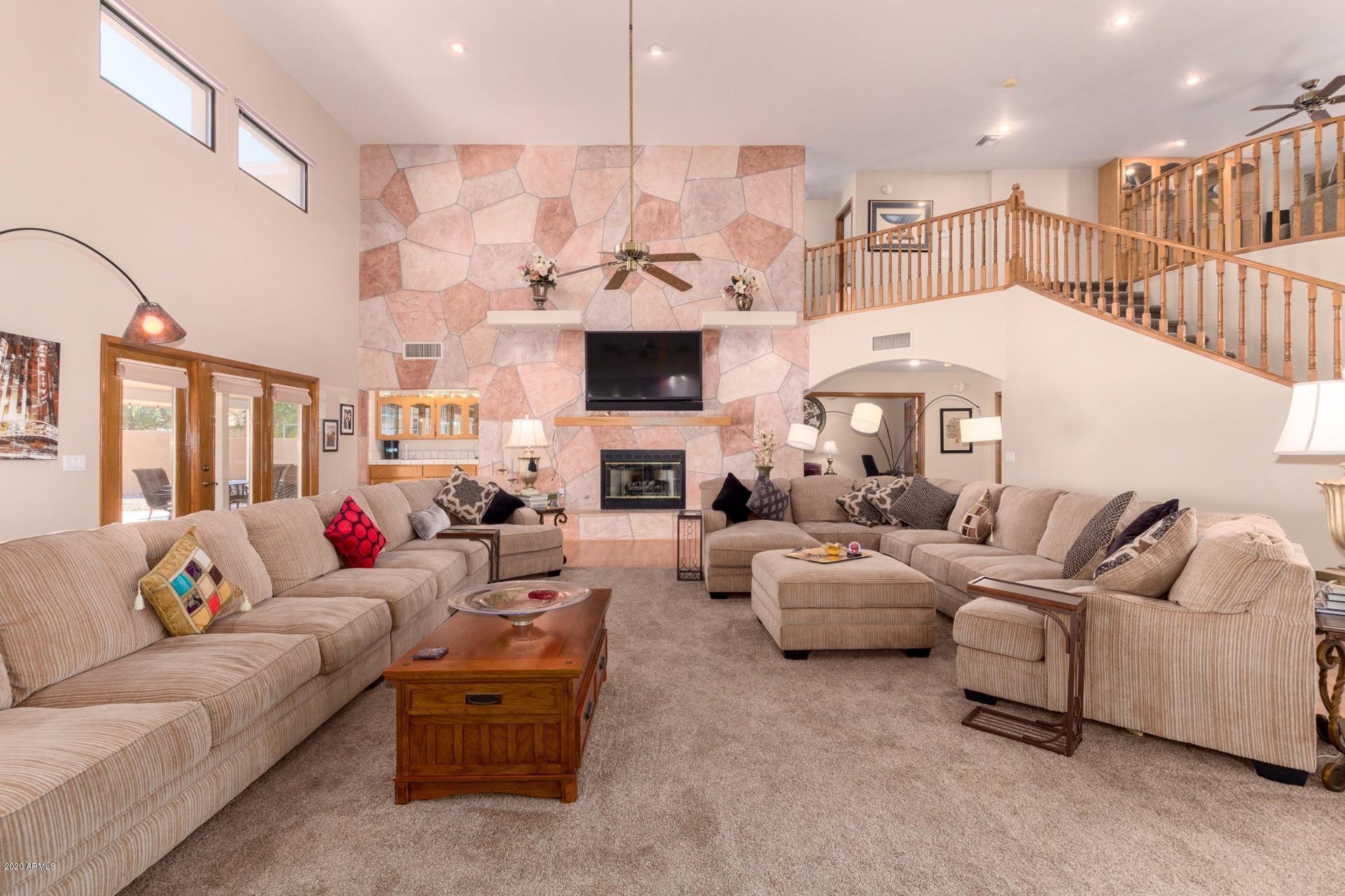 21203 South Lindsay Road Gilbert, AZ 85298 - Photo 9 of 64 Great Room 2