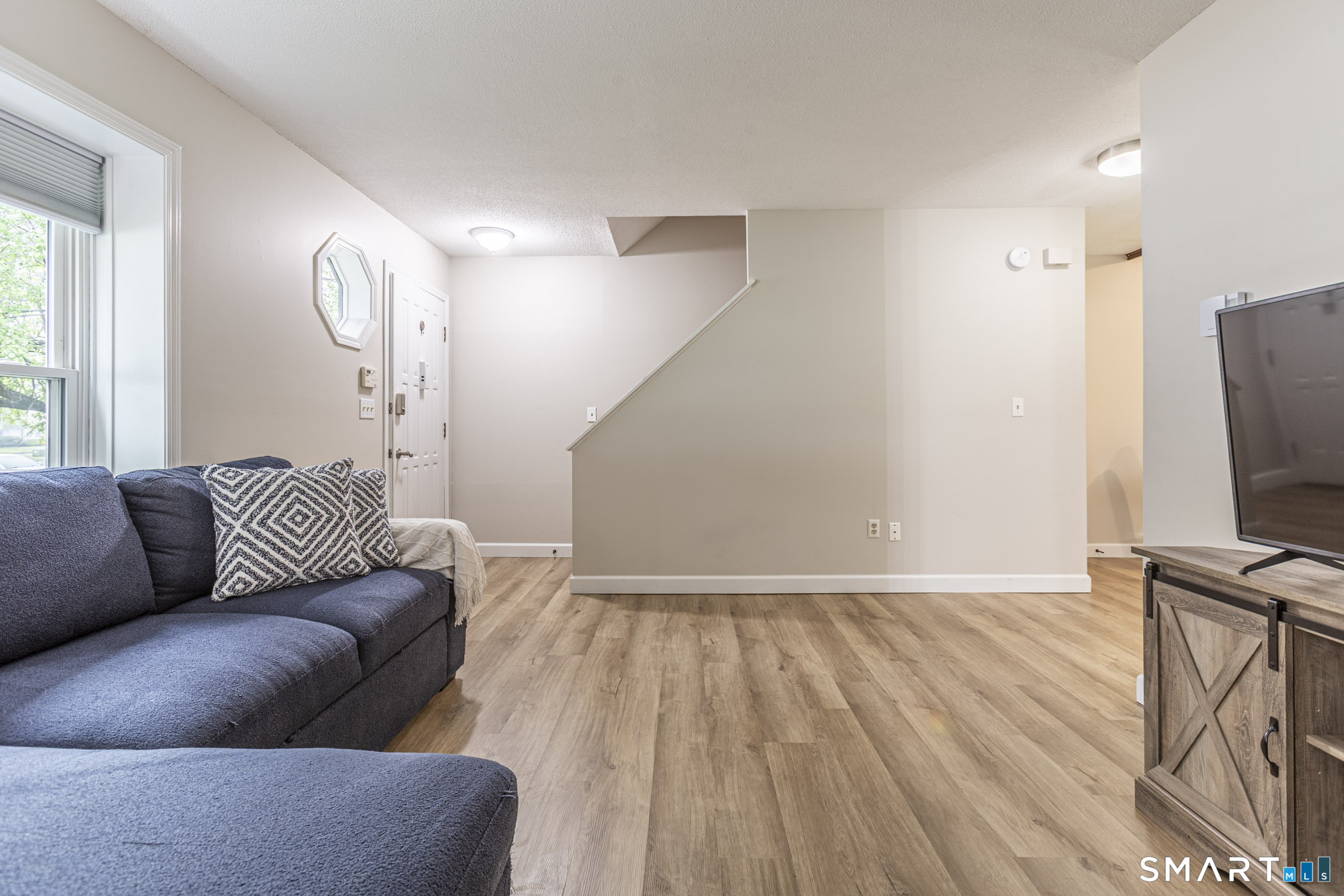 1 Abbott Road, Unit 203 Ellington, CT 06029 - Photo 4 of 37