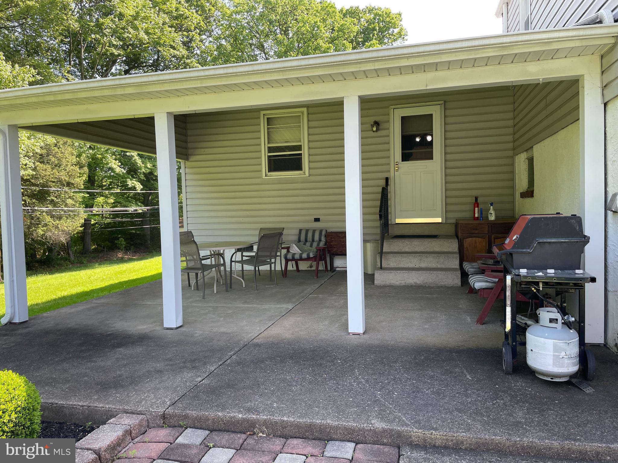 45 Russell Road Willow Grove, PA 19090 - Photo 23 of 26 Rear Patio