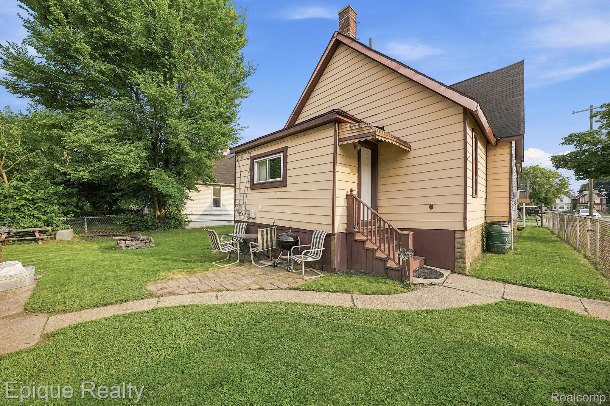 75 East Cicotte Street River Rouge, MI 48218 - Photo 2 of 25 2-web-or-mls-DSC05733.jpg