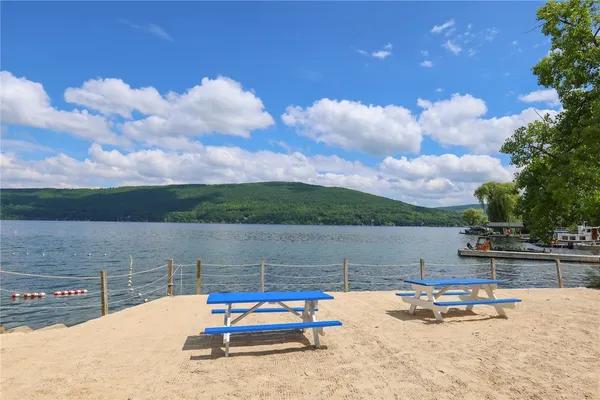 $234,900 | 105 Cliffside Drive, South Bristol, NY 14424